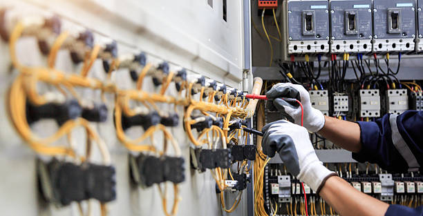 Professional Electrician technician working in Pelham, AL